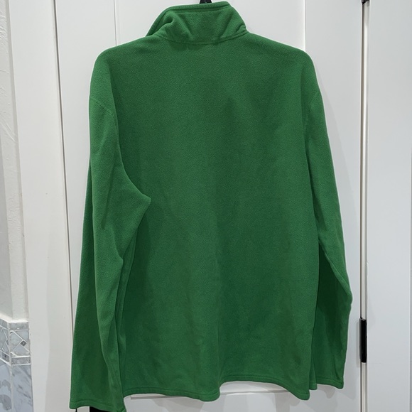 The North Face | Men's Green 1/4 Zip Lightweight Fleece Pullover - Picture 2 of 6